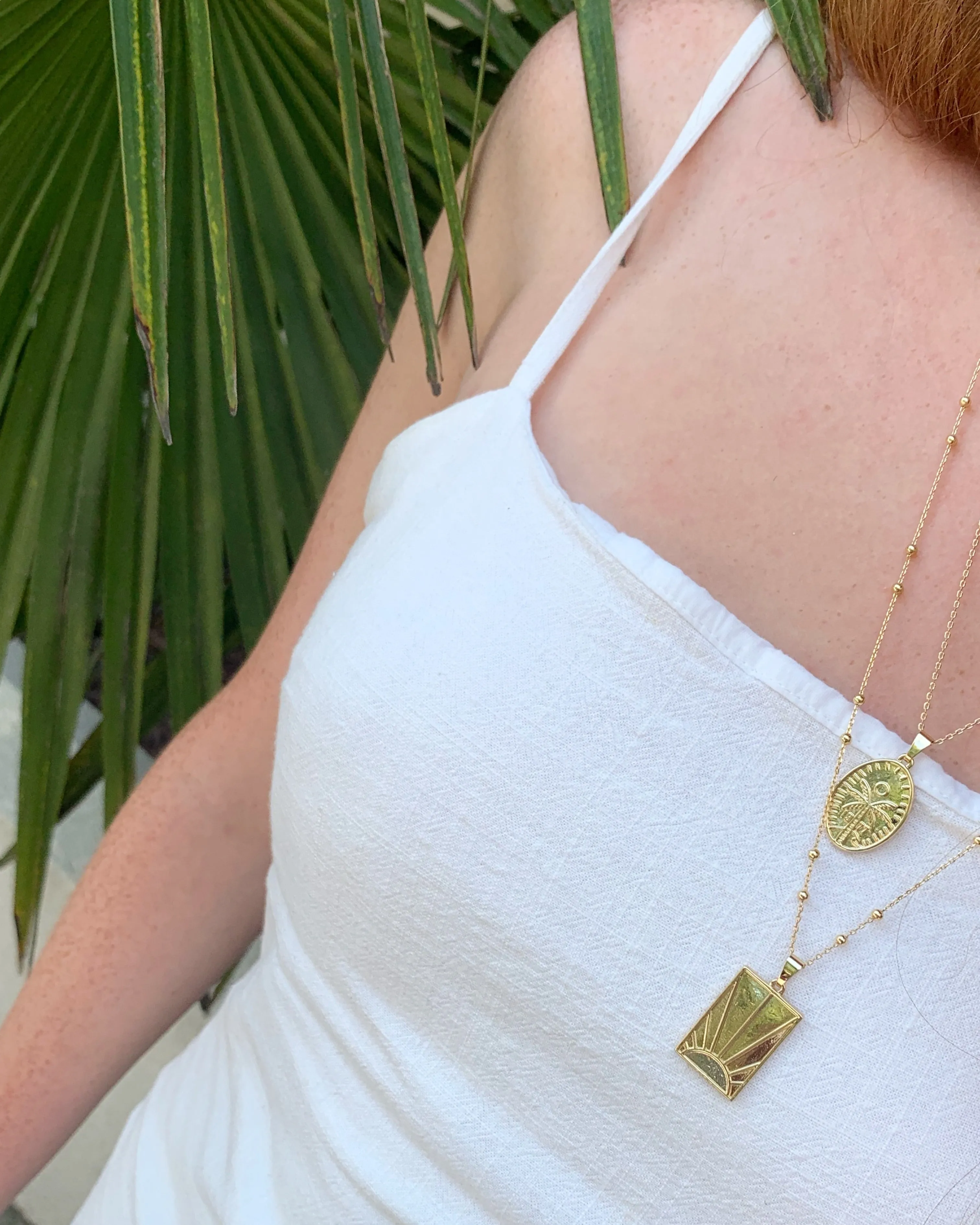 🦋 1977 Sol Necklace