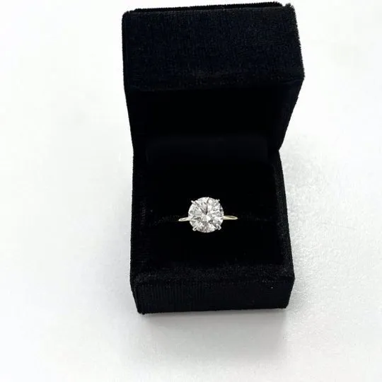 2.5 Carat Round Cut Diamond - I SI2 - 2.72ct - 187292