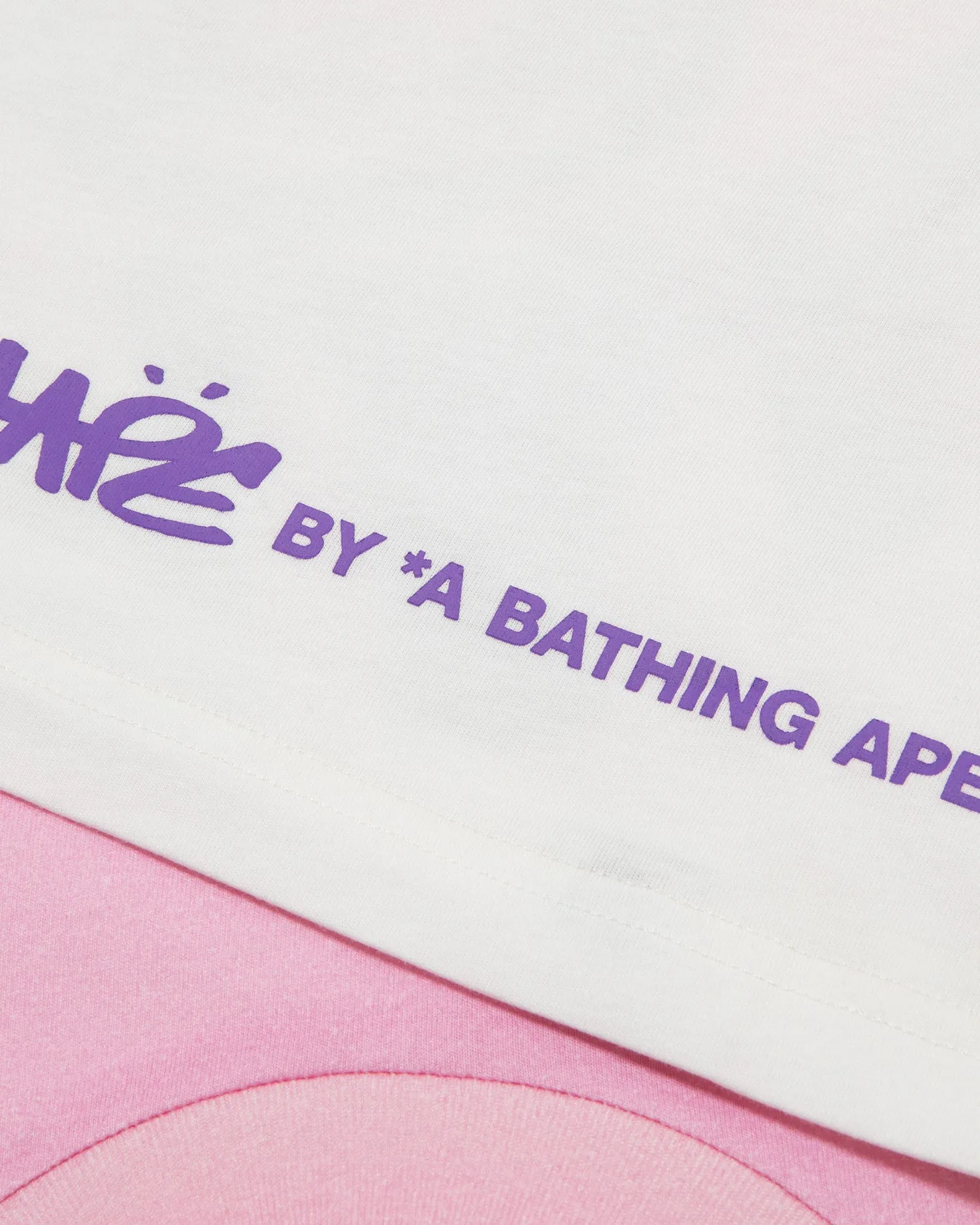 AAPEUNVS moonface logo layered graphic tee
