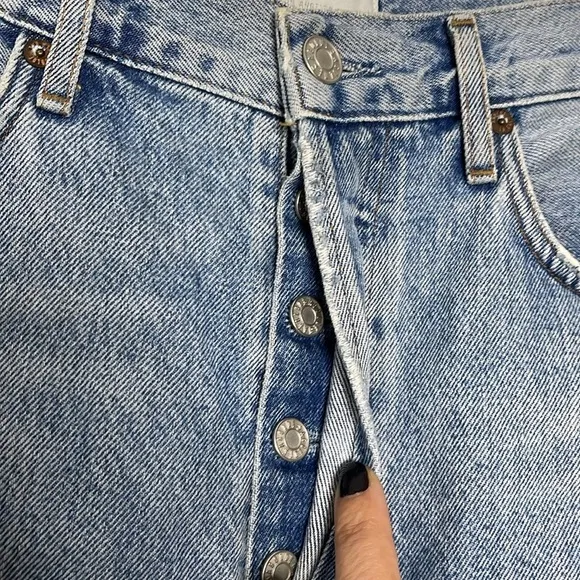 AGOLDE 90'S Mid Rise Loose Denim Shorts In Riptide Size 28