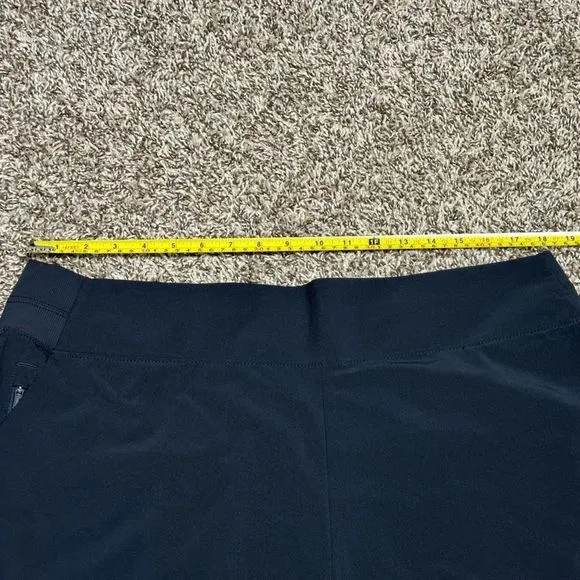 Athleta Brooklyn Shorts women size 18