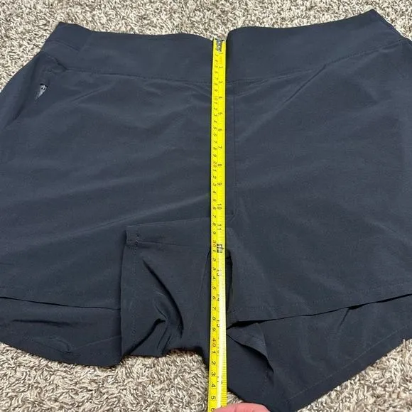 Athleta Brooklyn Shorts women size 18