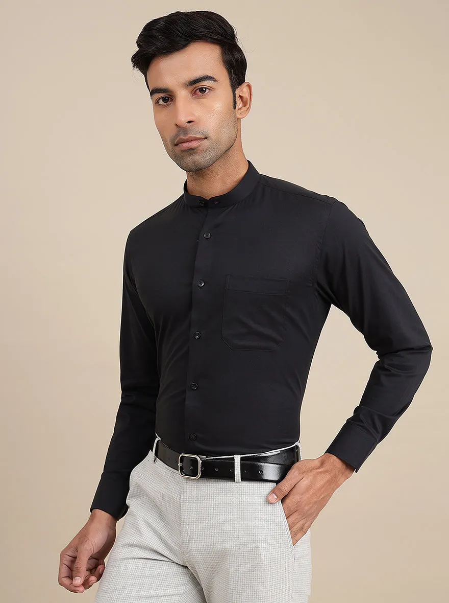 Black Solid Slim Fit Formal Shirt | Metal