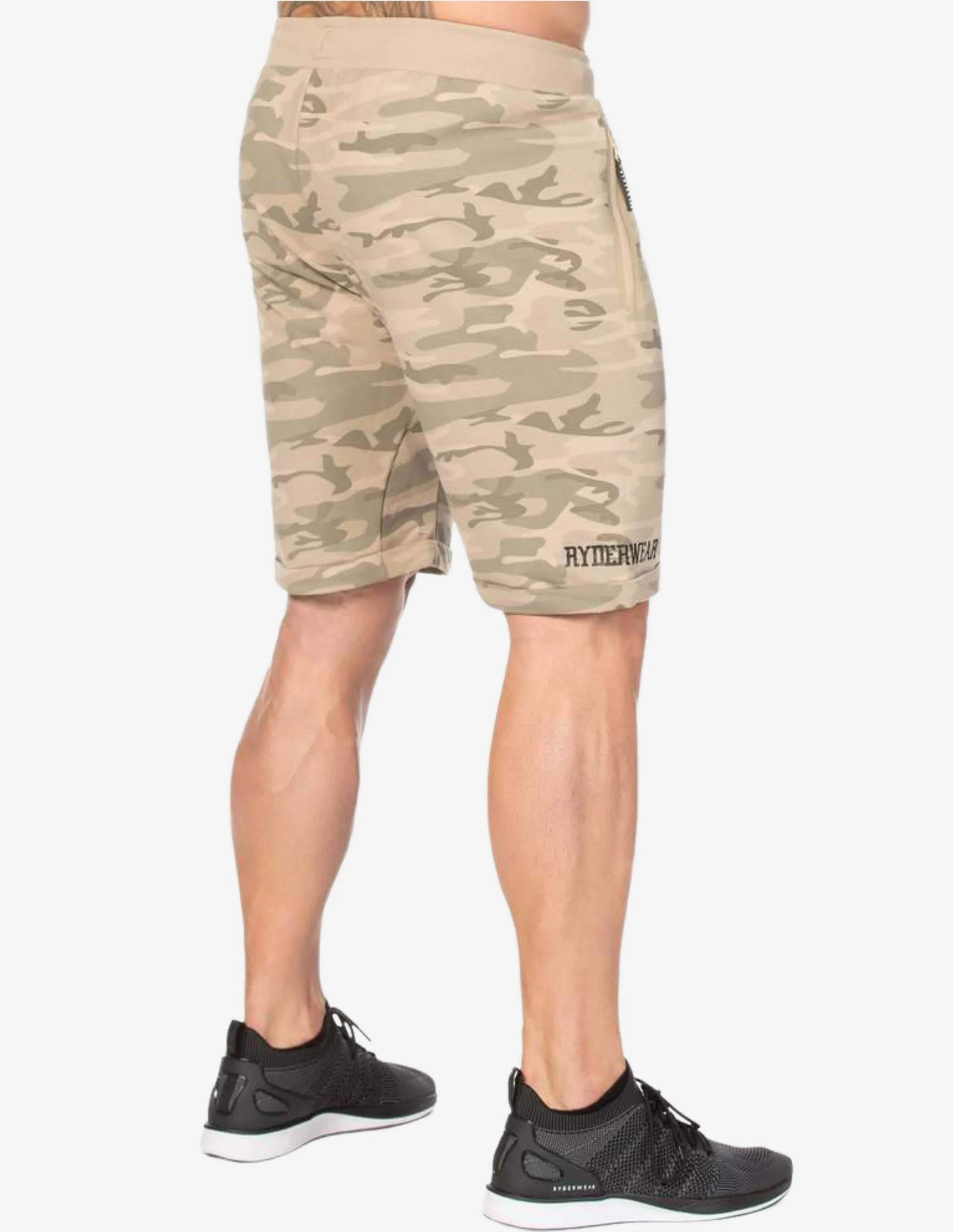CAMO FLEECE TRACK SHORT