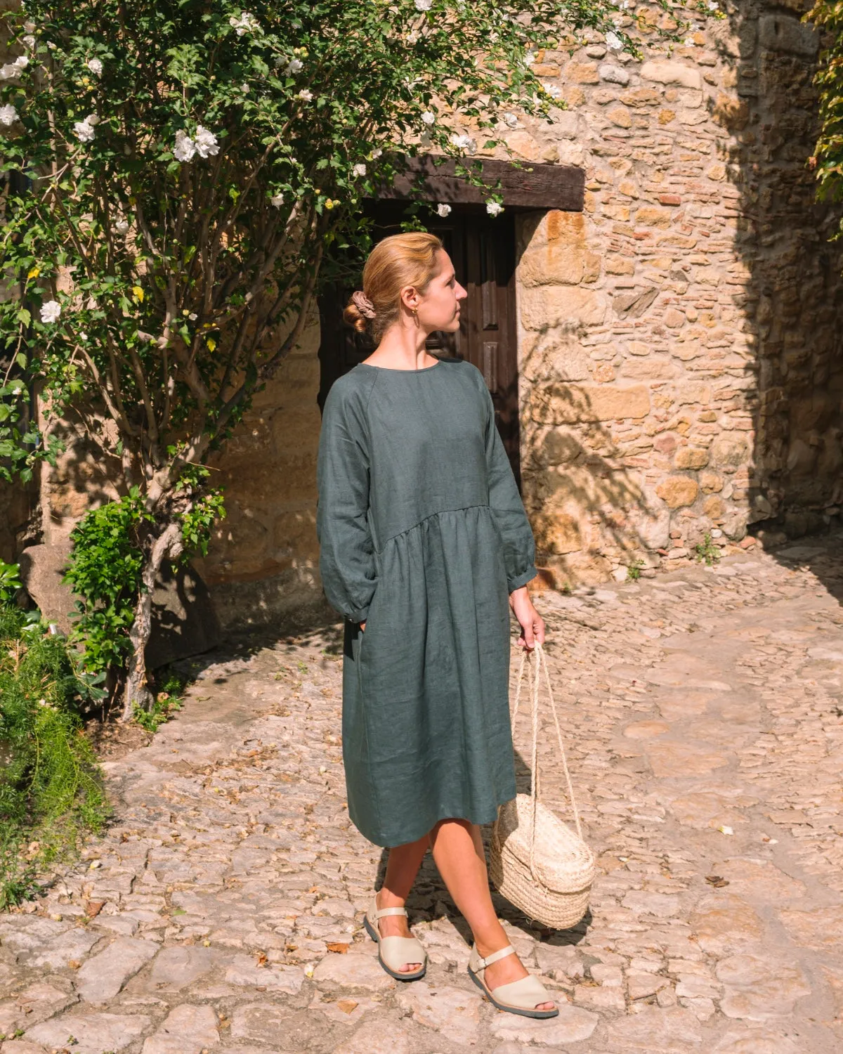 Capri - Linen Dress in Forest Green