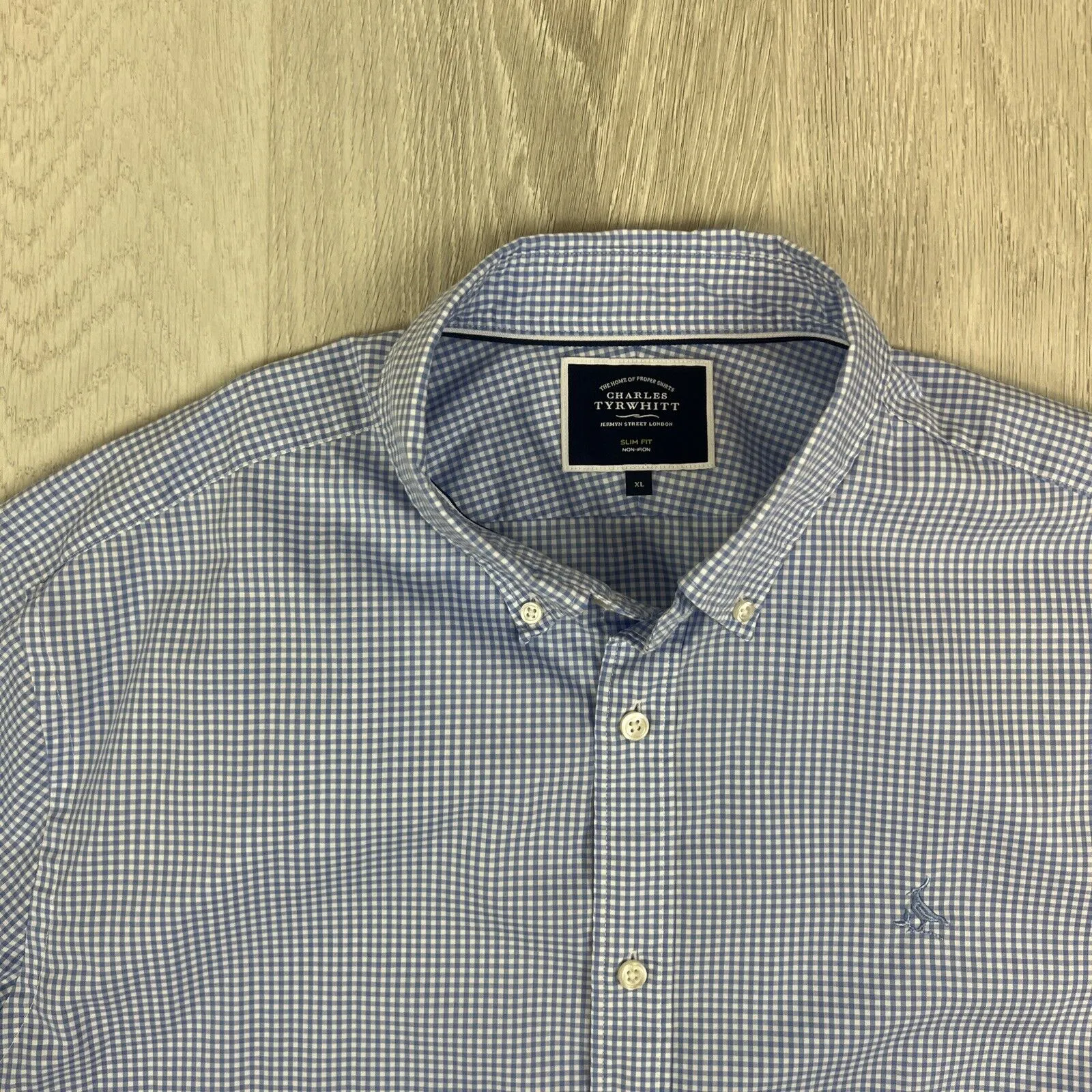 Charles Tyrwhitt Mens Long Sleeve Button Up Shirt Bundle Size XL (2 Shirts)