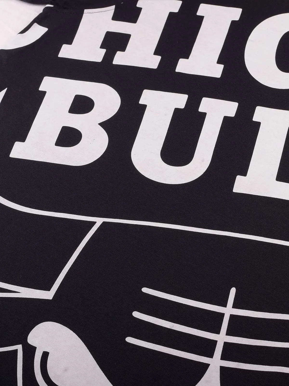 Chicago Bulls: Oversized Logo T-Shirt