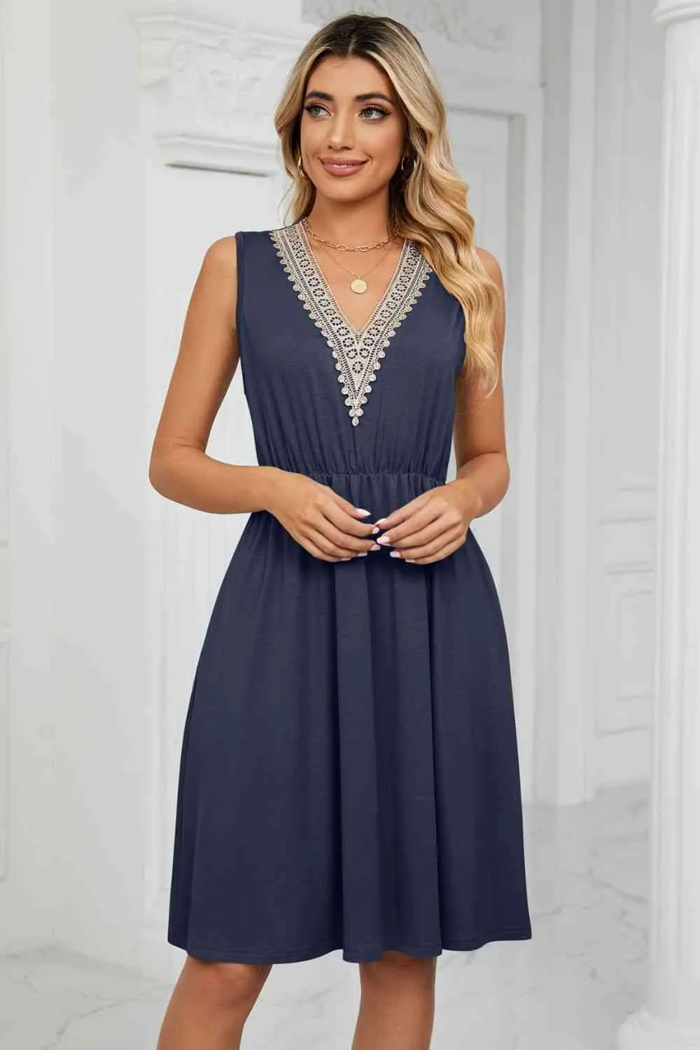 Contrast Color V-Neck Sleeveless Dress (7 Colors)