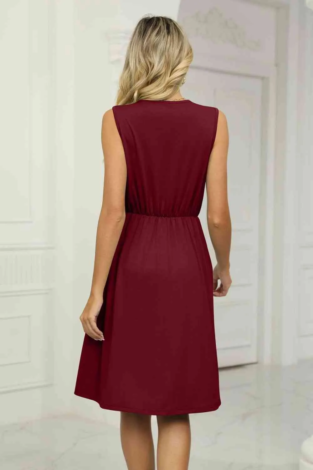 Contrast Color V-Neck Sleeveless Dress (7 Colors)