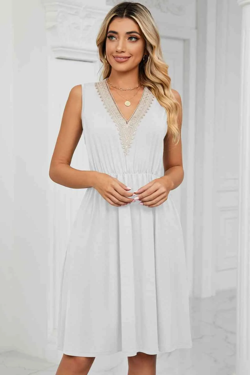 Contrast Color V-Neck Sleeveless Dress (7 Colors)