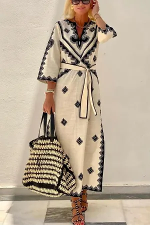 Crisanta® | Loose-Fitting Dress With Belt