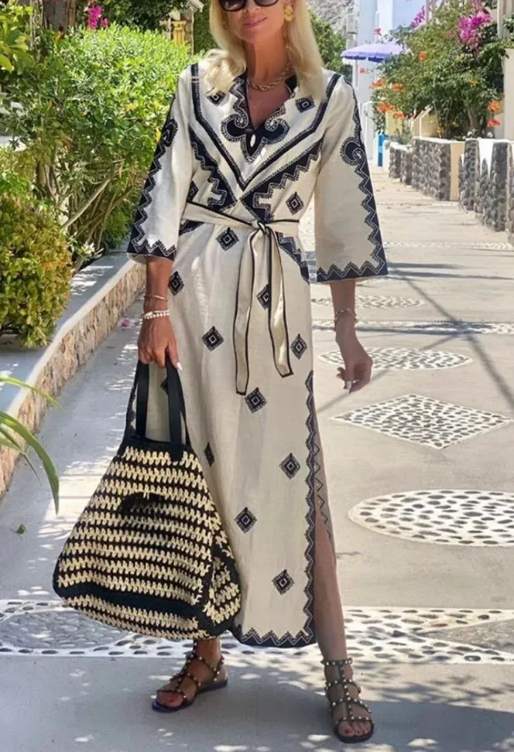 Crisanta® | Loose-Fitting Dress With Belt