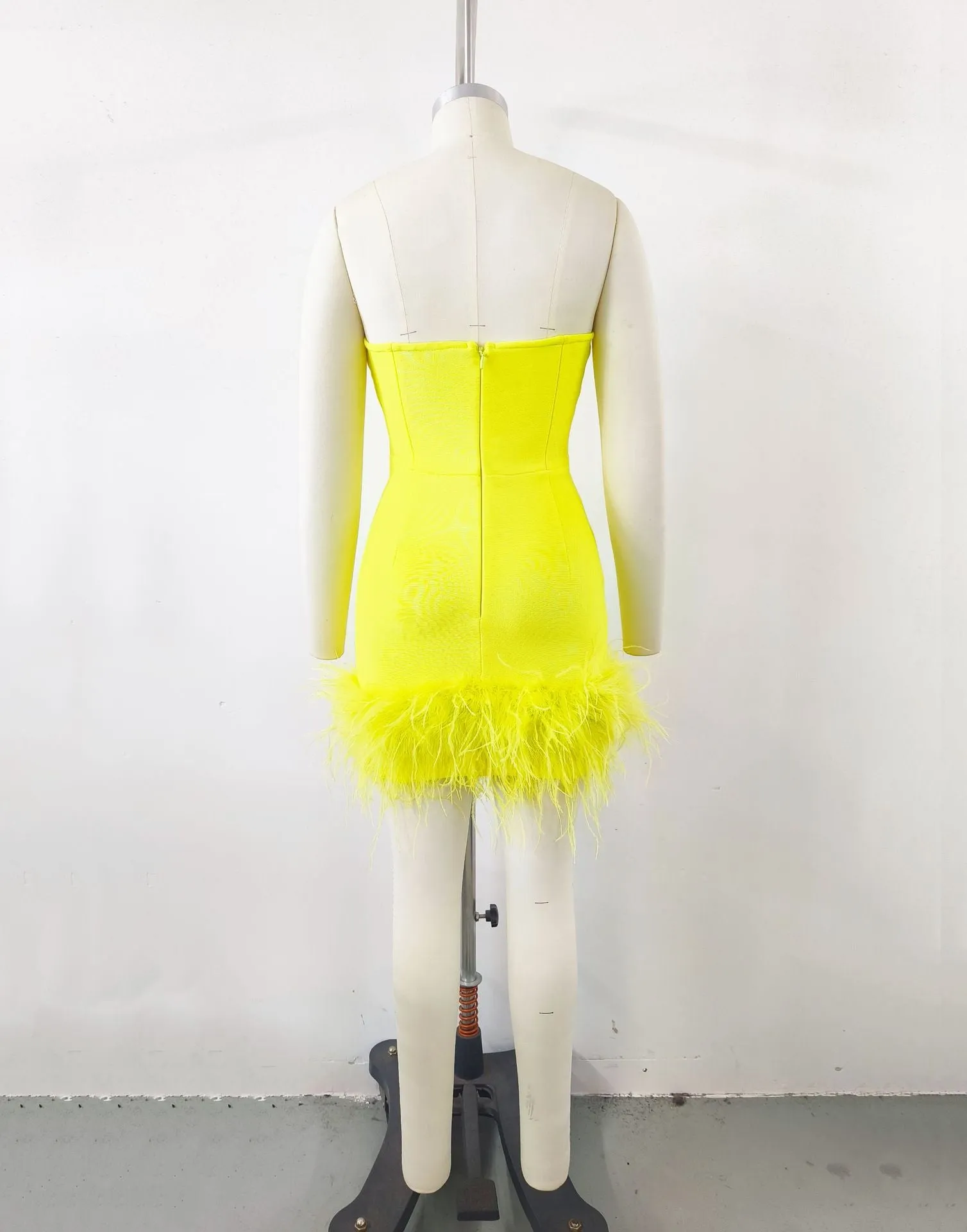 Deep V tube top ostrich feather hip-wrapped mini dress yellow