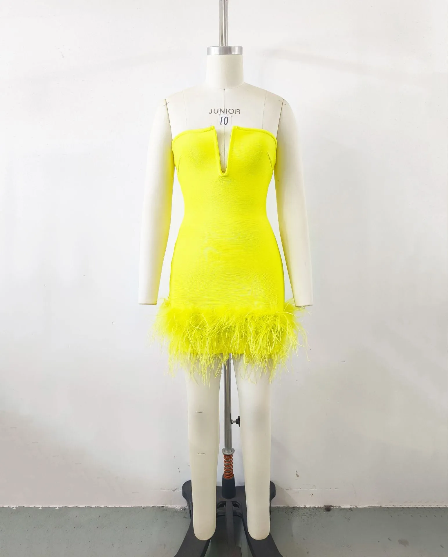 Deep V tube top ostrich feather hip-wrapped mini dress yellow