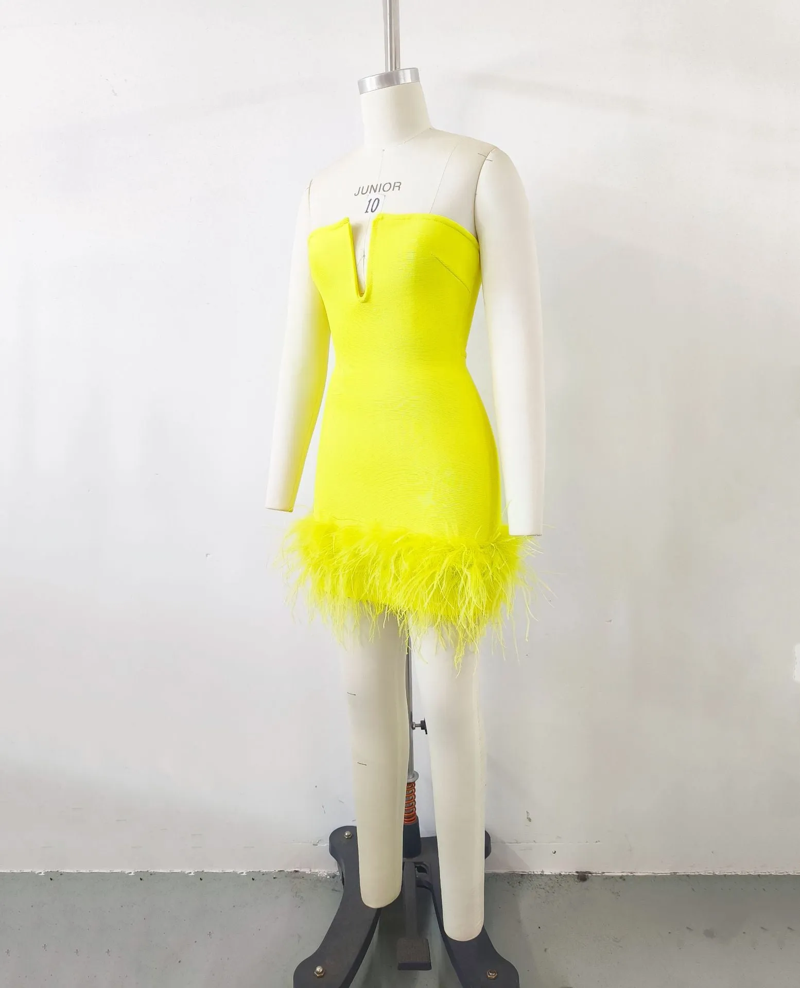 Deep V tube top ostrich feather hip-wrapped mini dress yellow