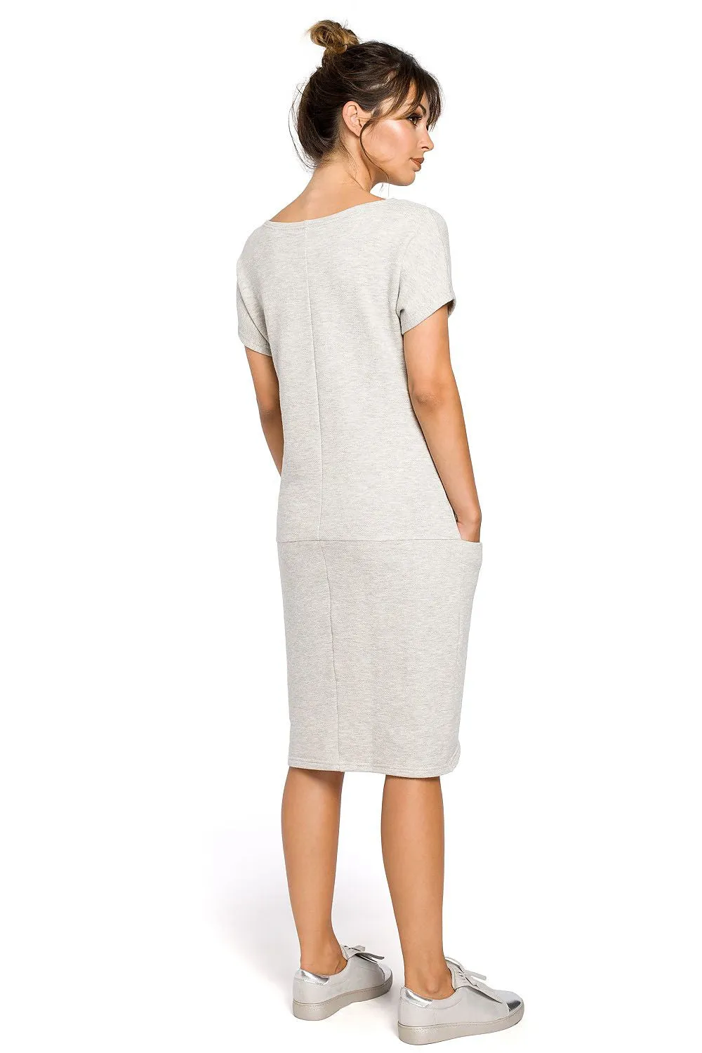 Elegant Pocket Dress with Loose Fit