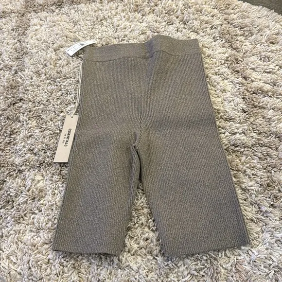 Essentials fear of God shorts