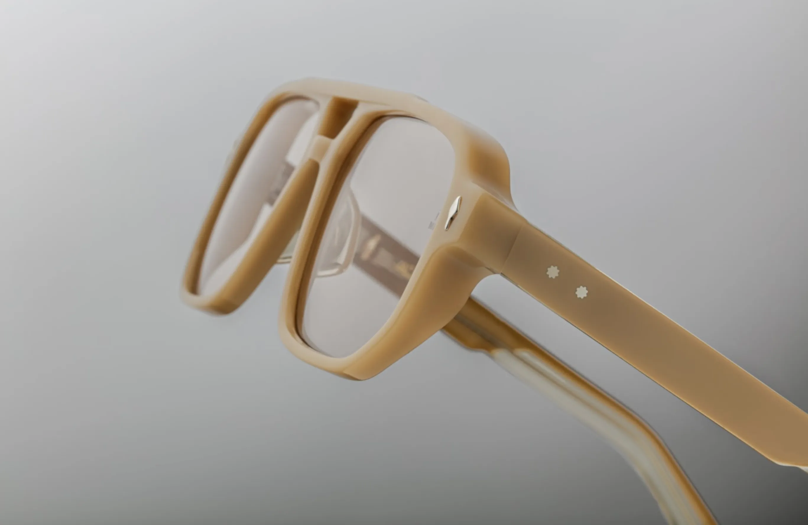 EVANS-Chateau / Superlight Brown / Sterling Silver