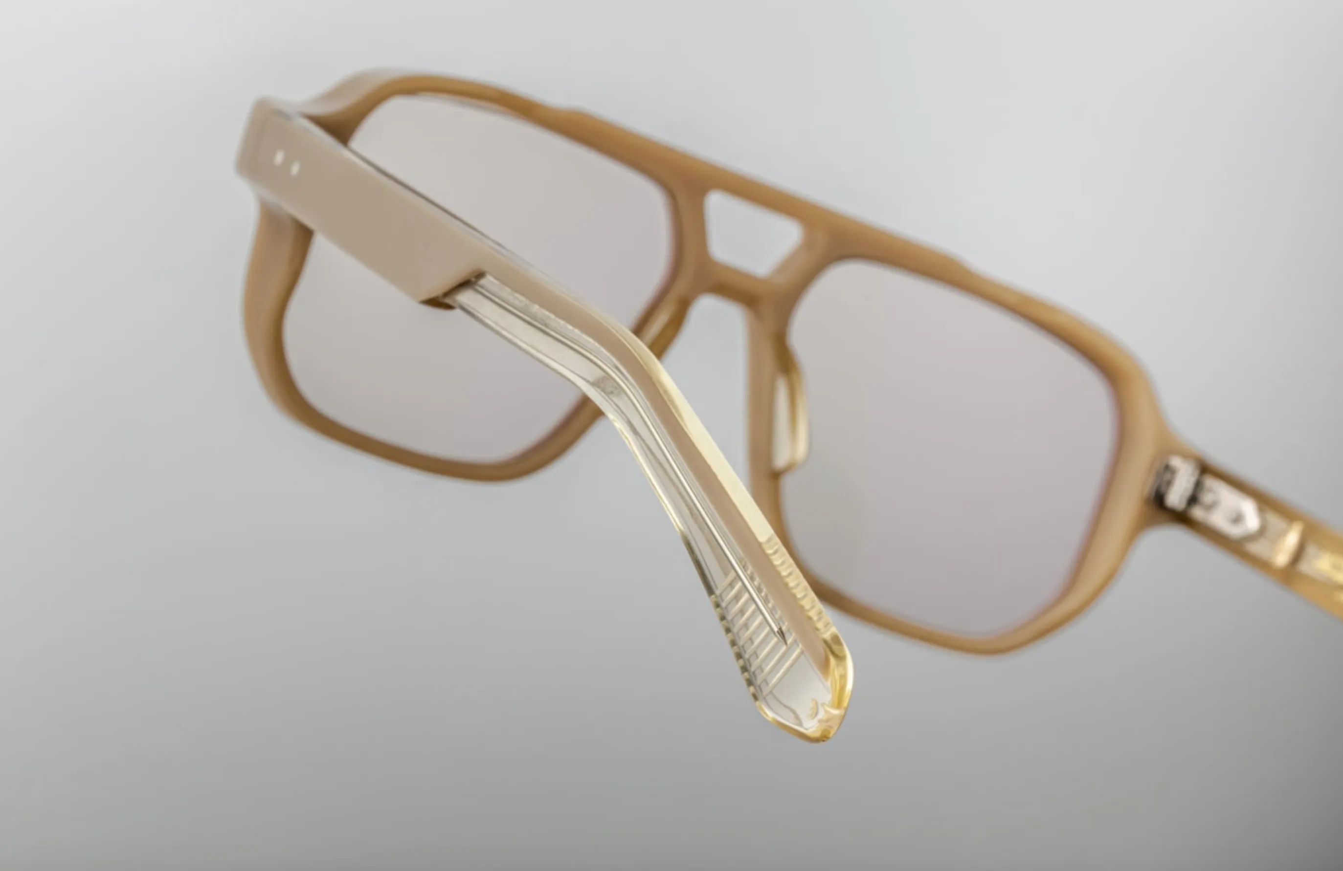 EVANS-Chateau / Superlight Brown / Sterling Silver