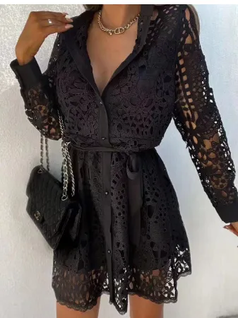Frannie - Loose V-neck dress with long sleeves