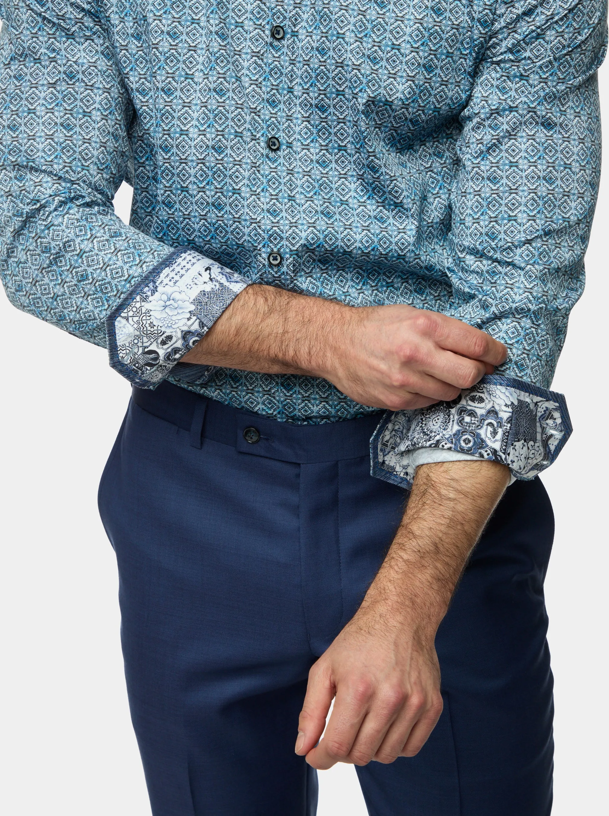 FRISCO LONG SLEEVE BUTTON DOWN SHIRT