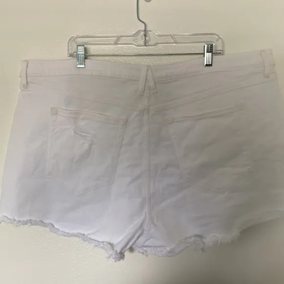 Good America: Good Girlfriend Shorts