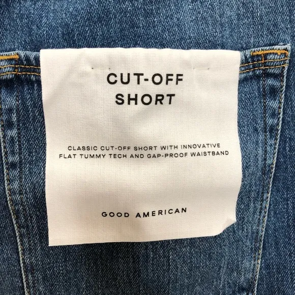 Good American classic cut off blue jean shorts
