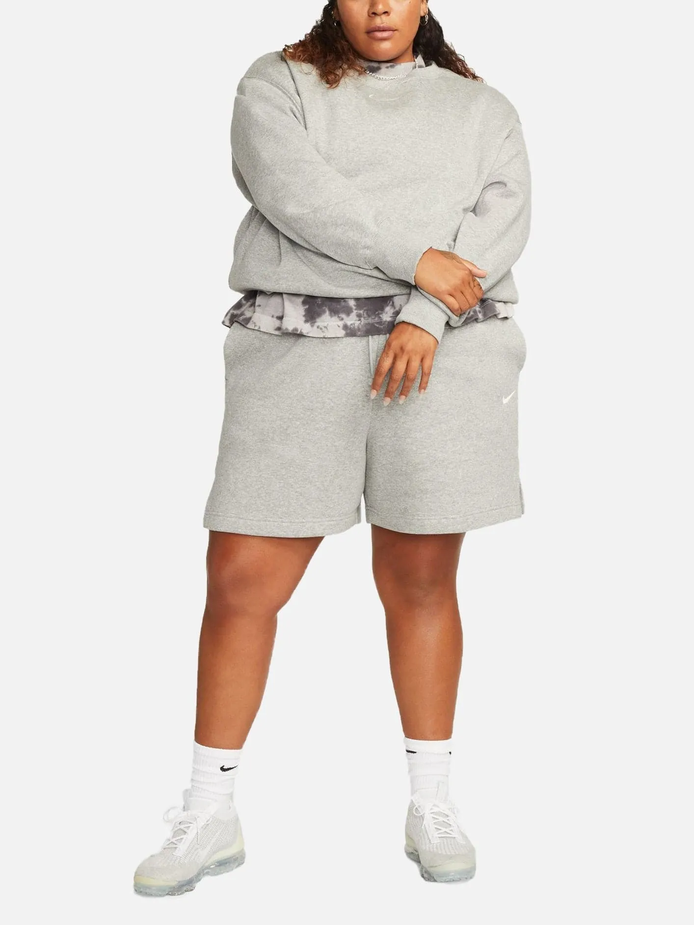 High-Waisted Loose-Fit Plus Size Shorts - Grey