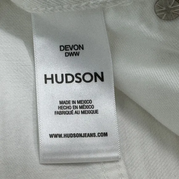 Hudson Women’s Size 28 White Willow Devon High Rise Denim Boyfriend Shorts NWT