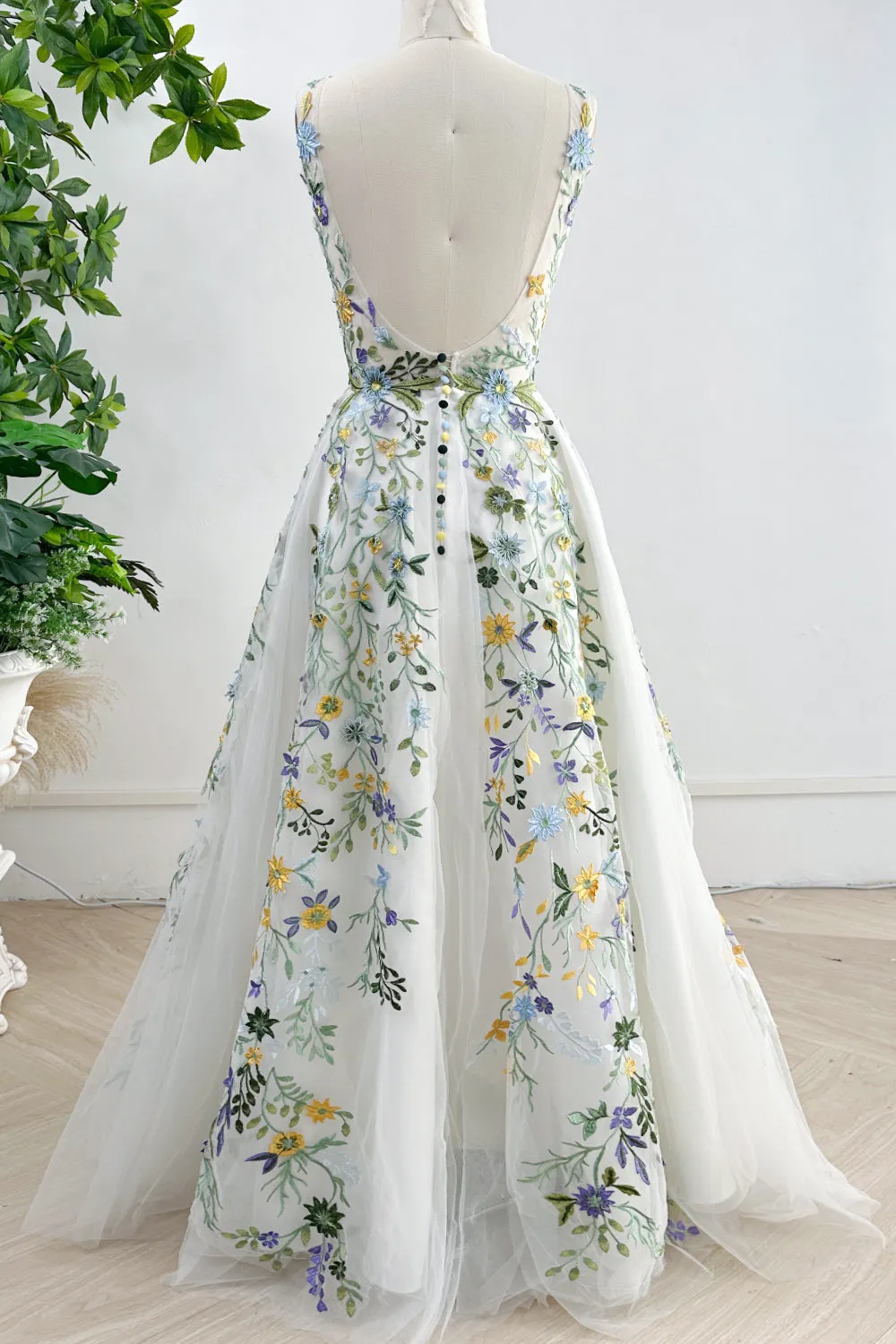 JazzHer Floral Embroidery Backless A-line Prom Dresses Colorful Buttons vestidos de noche Sleeveless Formal Evening Customized-(PRE-ORDER)