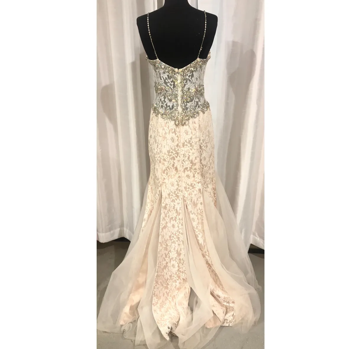 JOVANI 94186 White & Nude Lace Strap Mermaid Gown Size 8