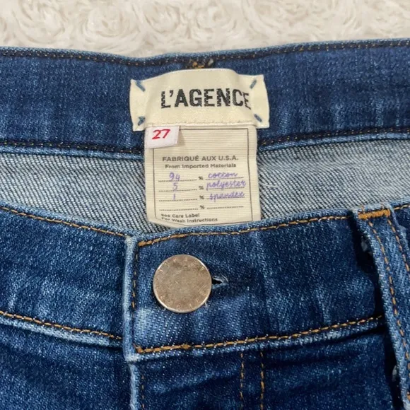 L'AGENCE Zoe The Perfect New Denim Shorts size 27. In excellent used condition.