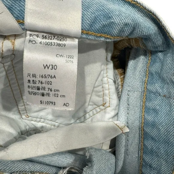 LEVI'S 501 Light Wash Distressed Cotton Blue Denim Shorts | W30
