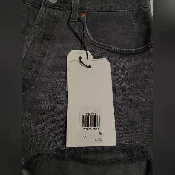 Levi's 501 Women's Gray Button Fly Distressed Shorts Size 30 NWT Classic