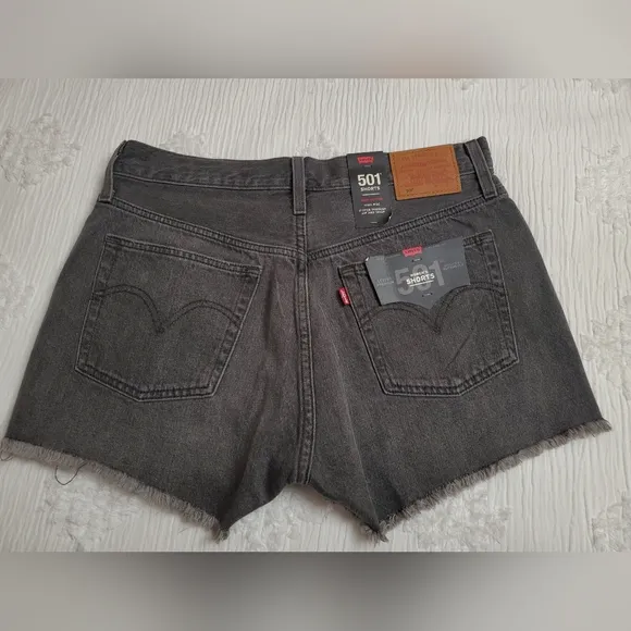 Levi's 501 Women's Gray Button Fly Distressed Shorts Size 30 NWT Classic