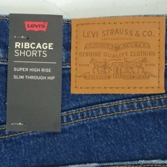 Levi's Cutoff Straight Fit Shorts Size 31 Premium Ribcage Ultra-High Rise