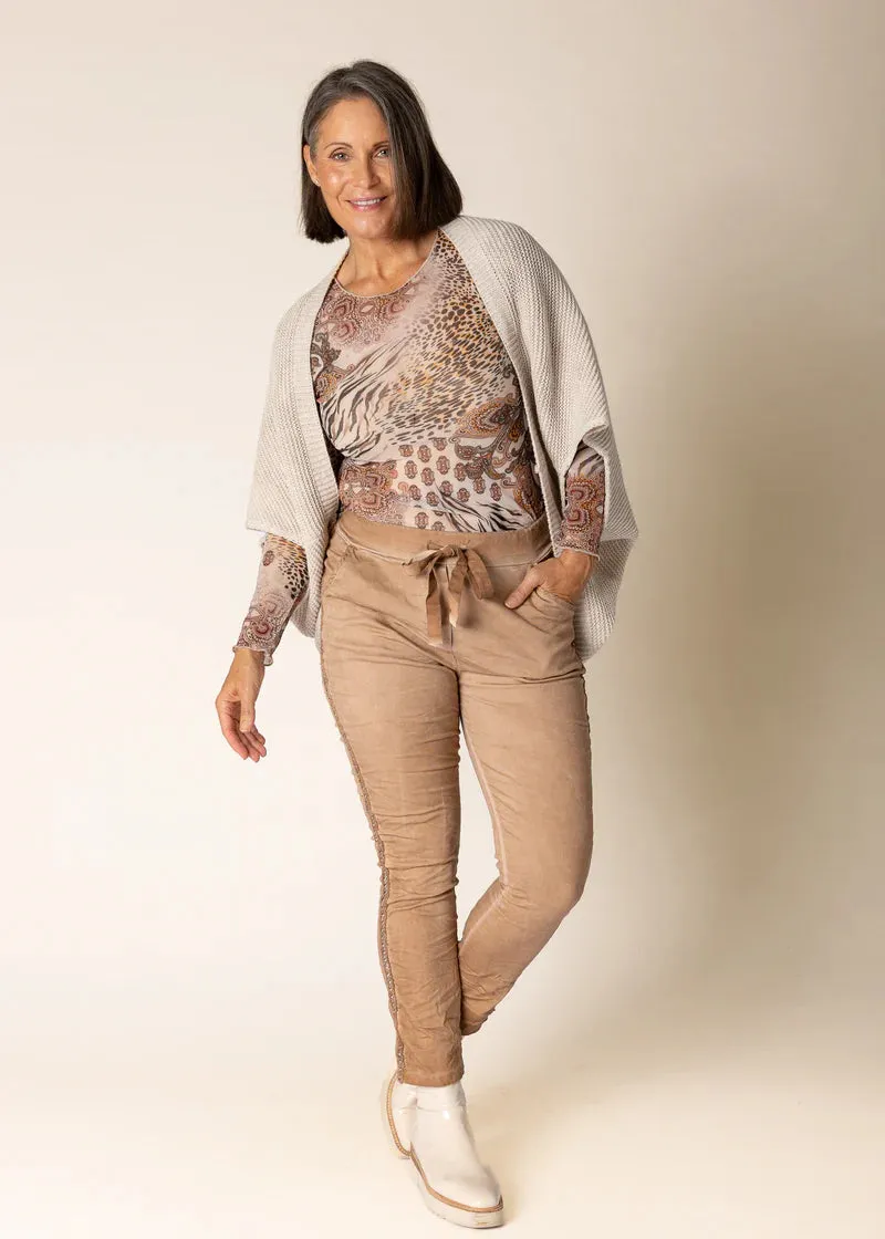 Lola Shrug