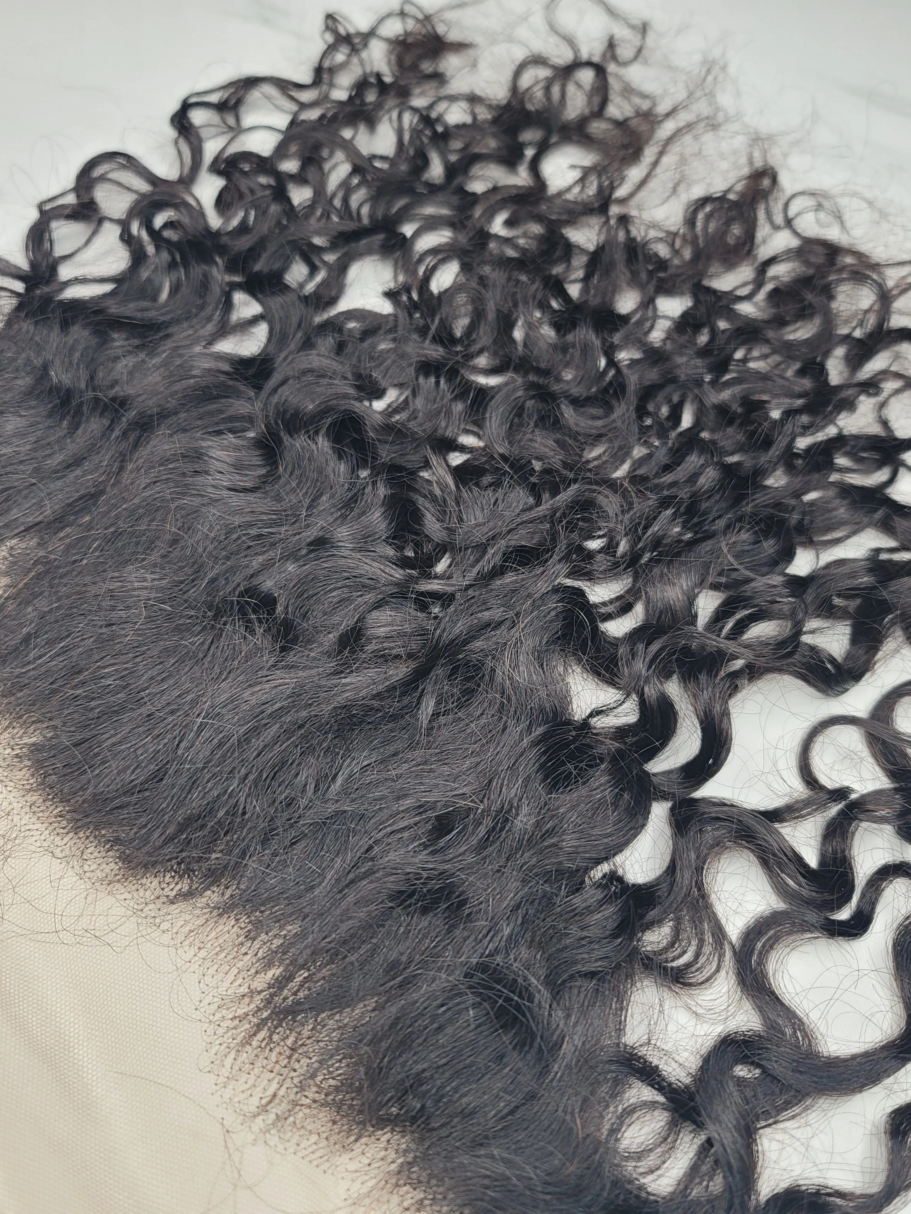 Loose Curl Frontal