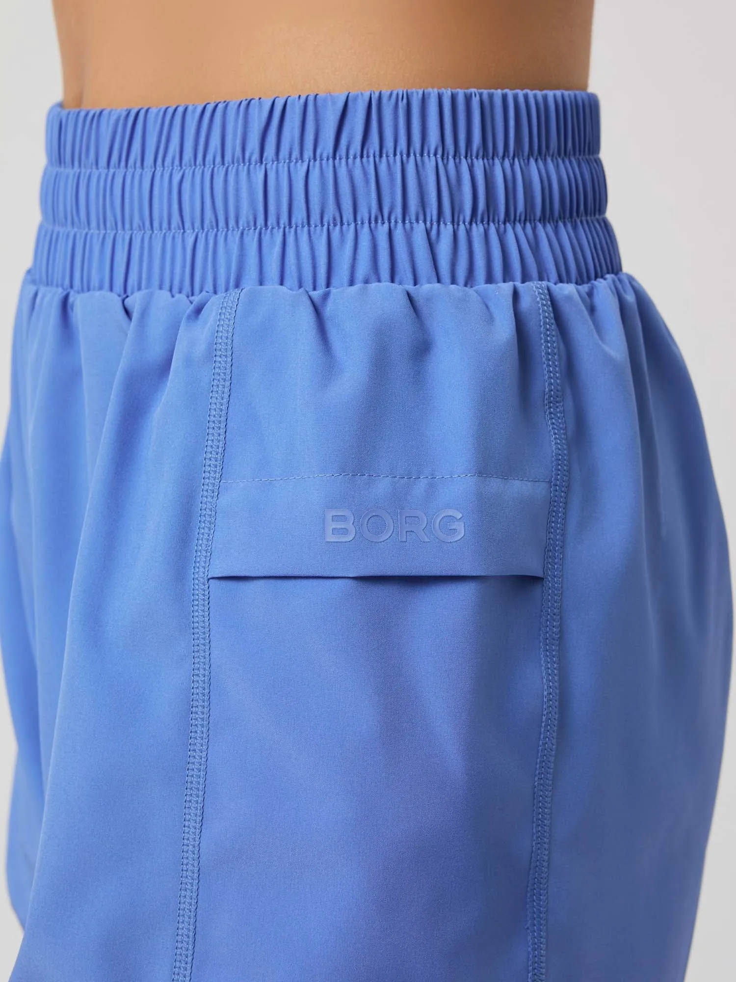Loose short