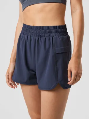 Loose short