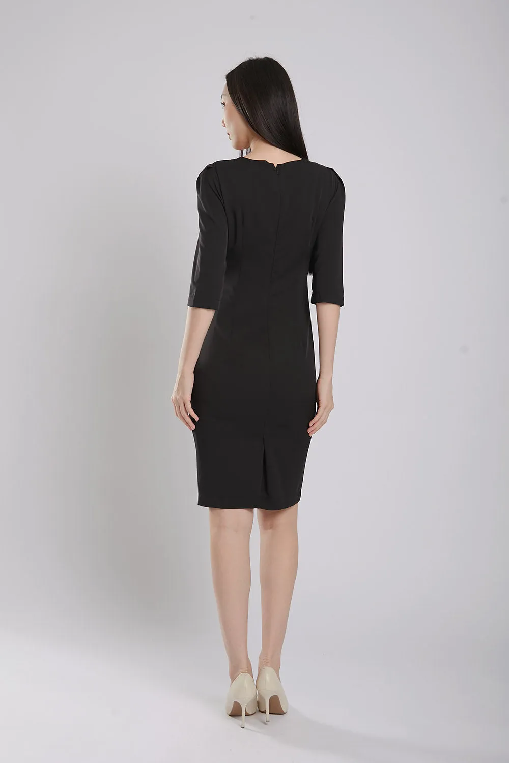 Manika Midi Dress in Black
