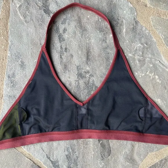 New! UO-Without Walls Colorblock halter style sports bra