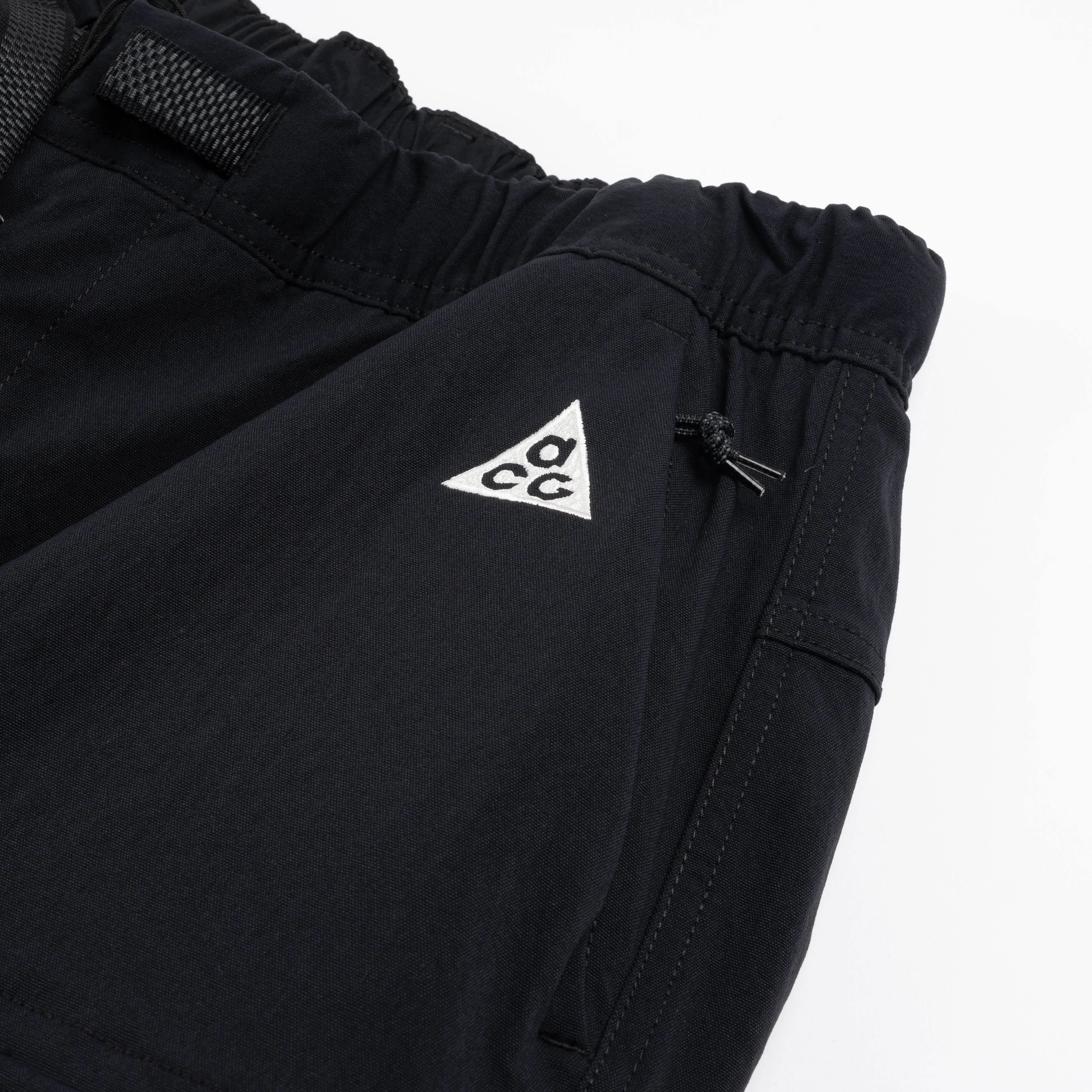 Nike ACG Smith Summit Cargo Pants Black/Anthracite FN0428-010