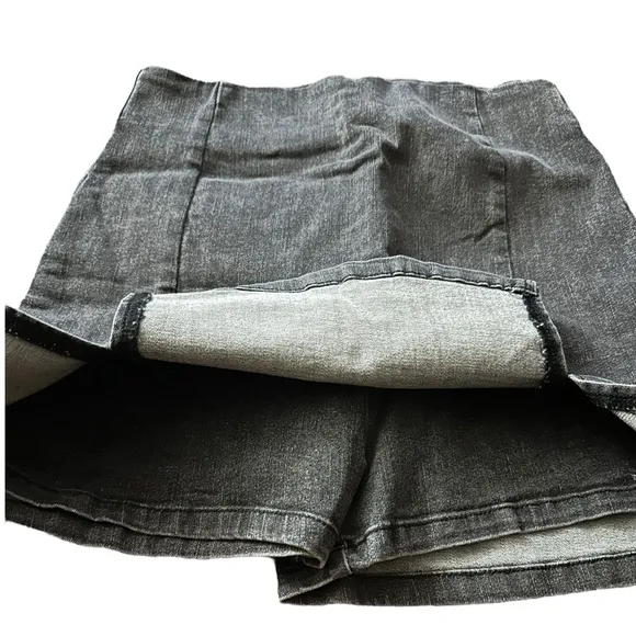 NWOT Distressed Denim Split Hem High Waist Skort
