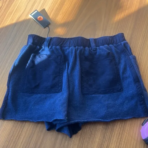 NWT $128 Monrow Revolve 5 Pocket Blue Fleece High Waisted comfy shorts small