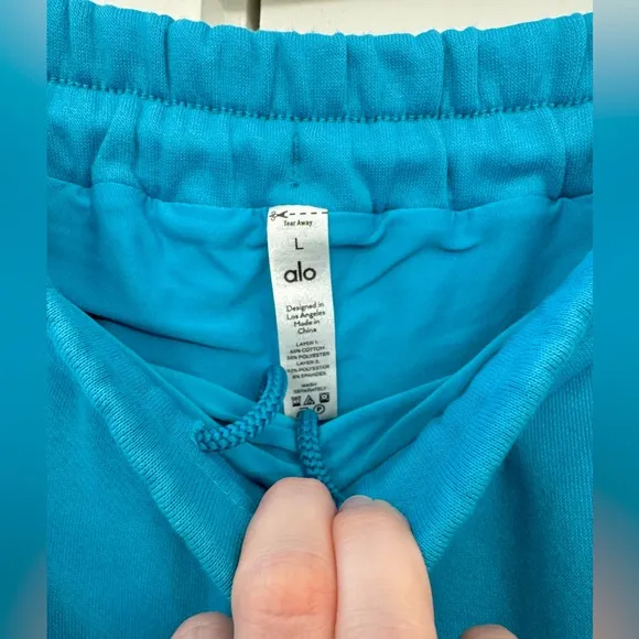 NWT Alo Yoga High Waist Accolade Skirt