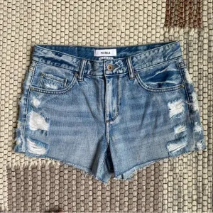 NWT Pistola Denim Asher Girlfriend Distressed Shorts Blue Size 27