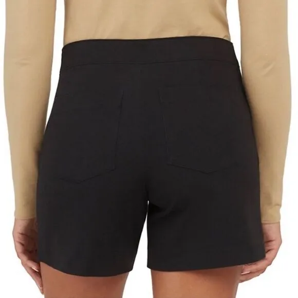 NWT Spanx On-the-Go Shorts Polished Pull On Stretch 6&quot; in Classic Black Size M