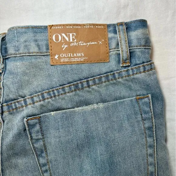 One Teaspoon Outlaws Low Waist Boyfriend Shorts
