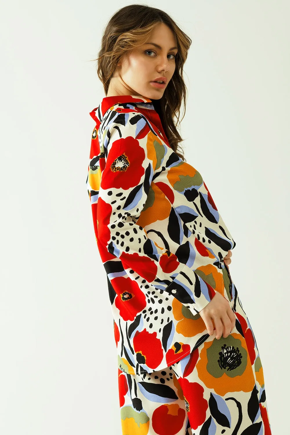 oversized shirt with poppies designs and button closure